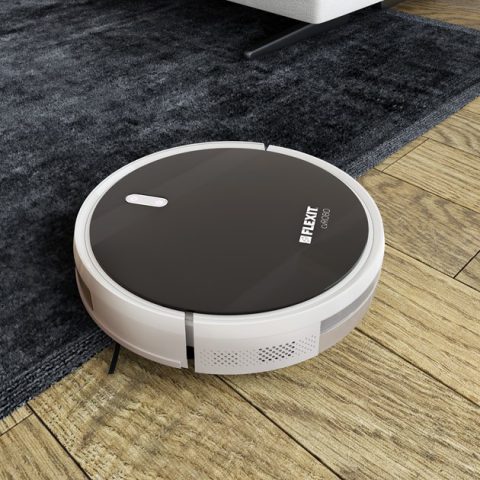 Siurblys robotas cvROBO ant grindų ir kilimo